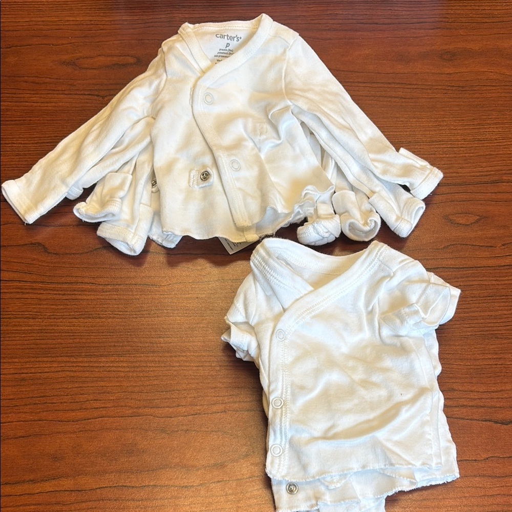 Carter’s bundle of short and long sleeve undershirt bundle (8)